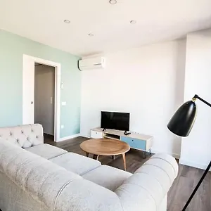 apartamento-de-diseo-en-el-centro-de-reus-3-2.catalonia-hotels.com/